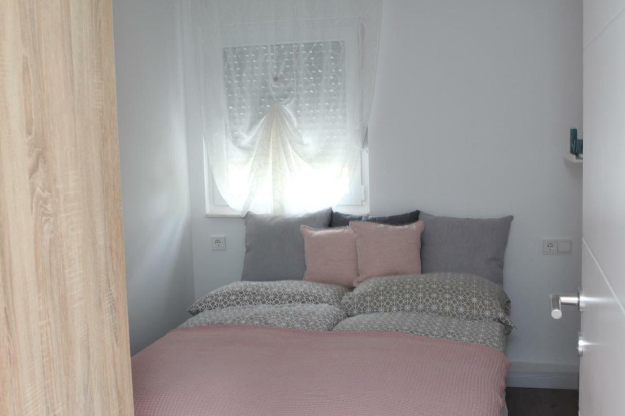 Apartments Mirela Βόντιτσε Εξωτερικό φωτογραφία