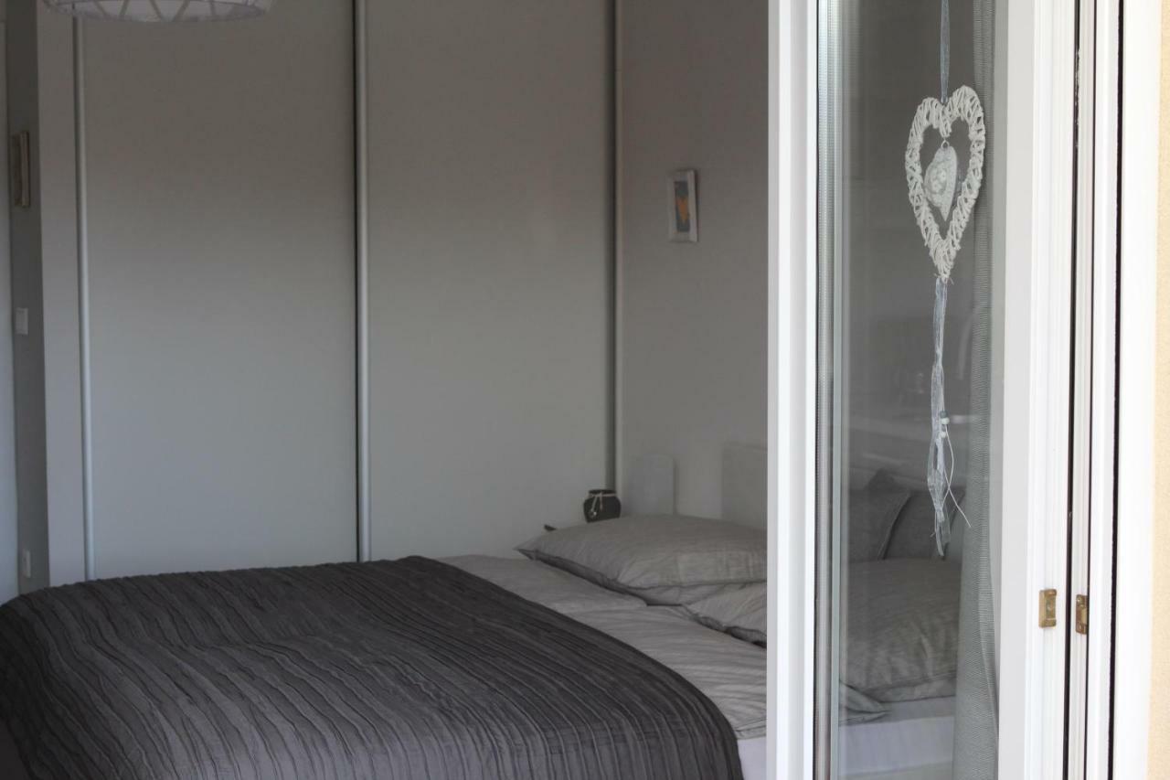 Apartments Mirela Βόντιτσε Εξωτερικό φωτογραφία